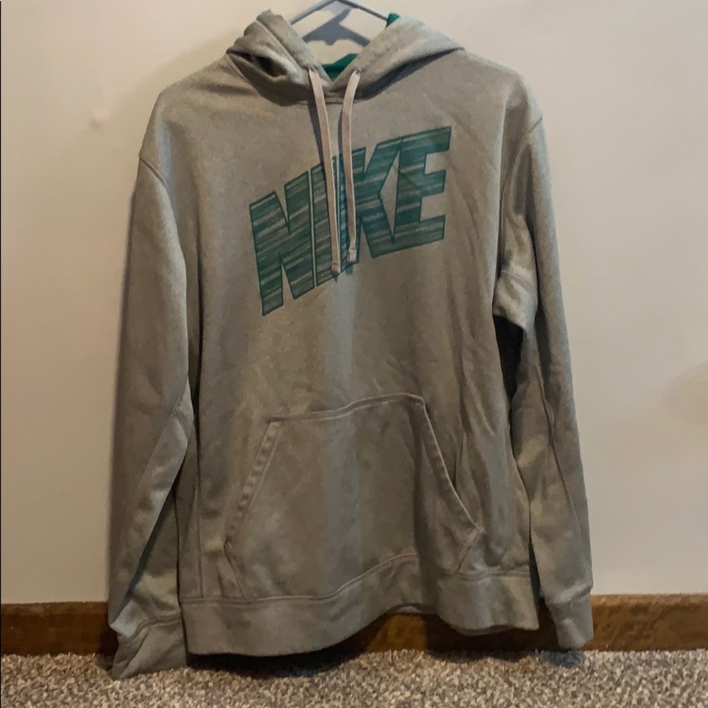 Nike Pull-Over Sweatshirt